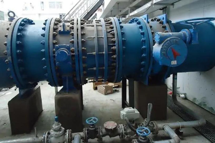 dn150雙法蘭可拆式傳力接頭安裝現場